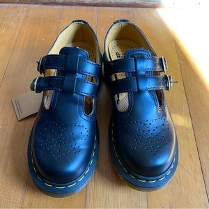 8060 smooth leather Mary Jane shoes (NEW)